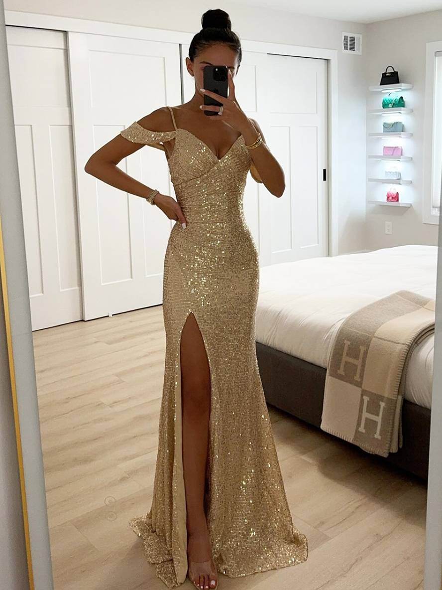 Robe Longue Élégante | Col V, Paillettes Brillantes, Fente Latérale