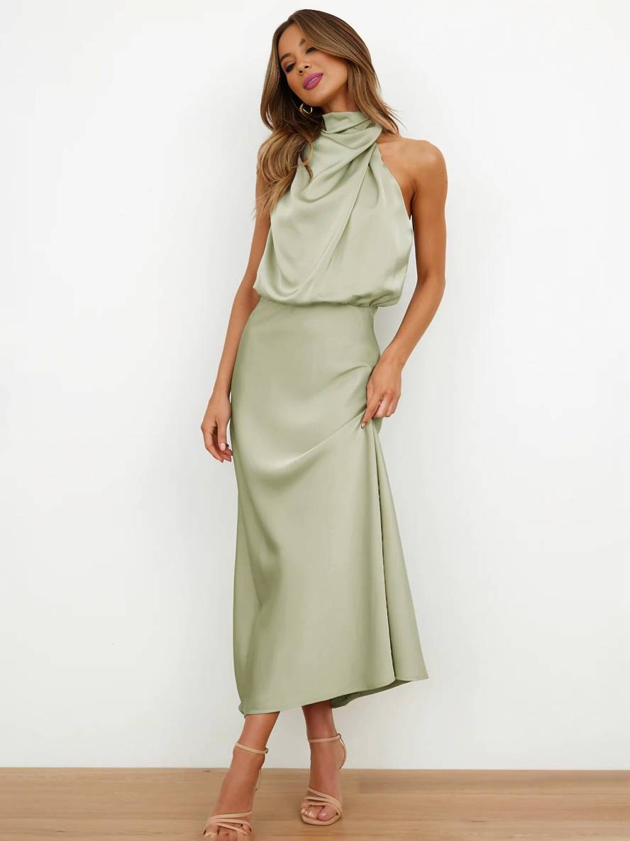 Robe Longue Élégante | Satin, Coupe Asymétrique, Col Roulé, Licou, Sans Manches, Soirée & Mariage