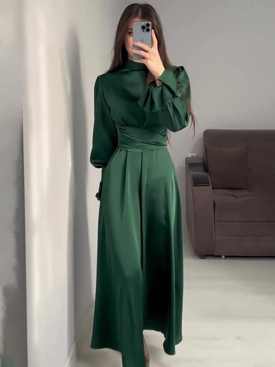 Robe Longue Élégante | Satin, Col Roulé, Volants, Manches Bouffantes, Soirée, Cérémonie