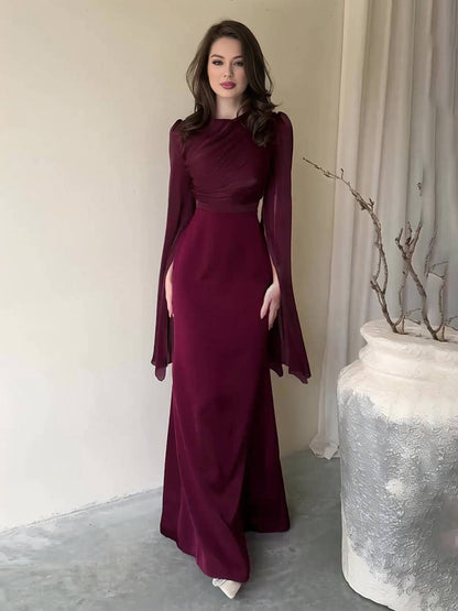 Robe longue en satin moulante | Col rond, manches fendues | Élégant pour soirée, bal de promo, cérémonie