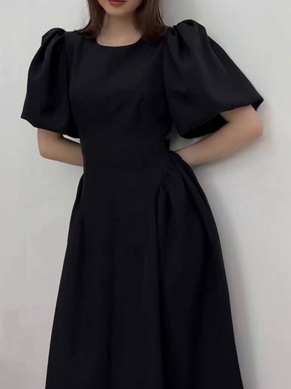 Robe Longue Élégante | Col Rond, Manches Bouffantes, Style Vintage